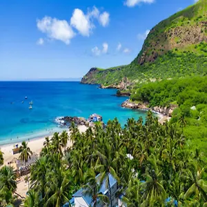 https://meeting-point-hostel-tarrafal-group-reservations.cape-verdehotels.com