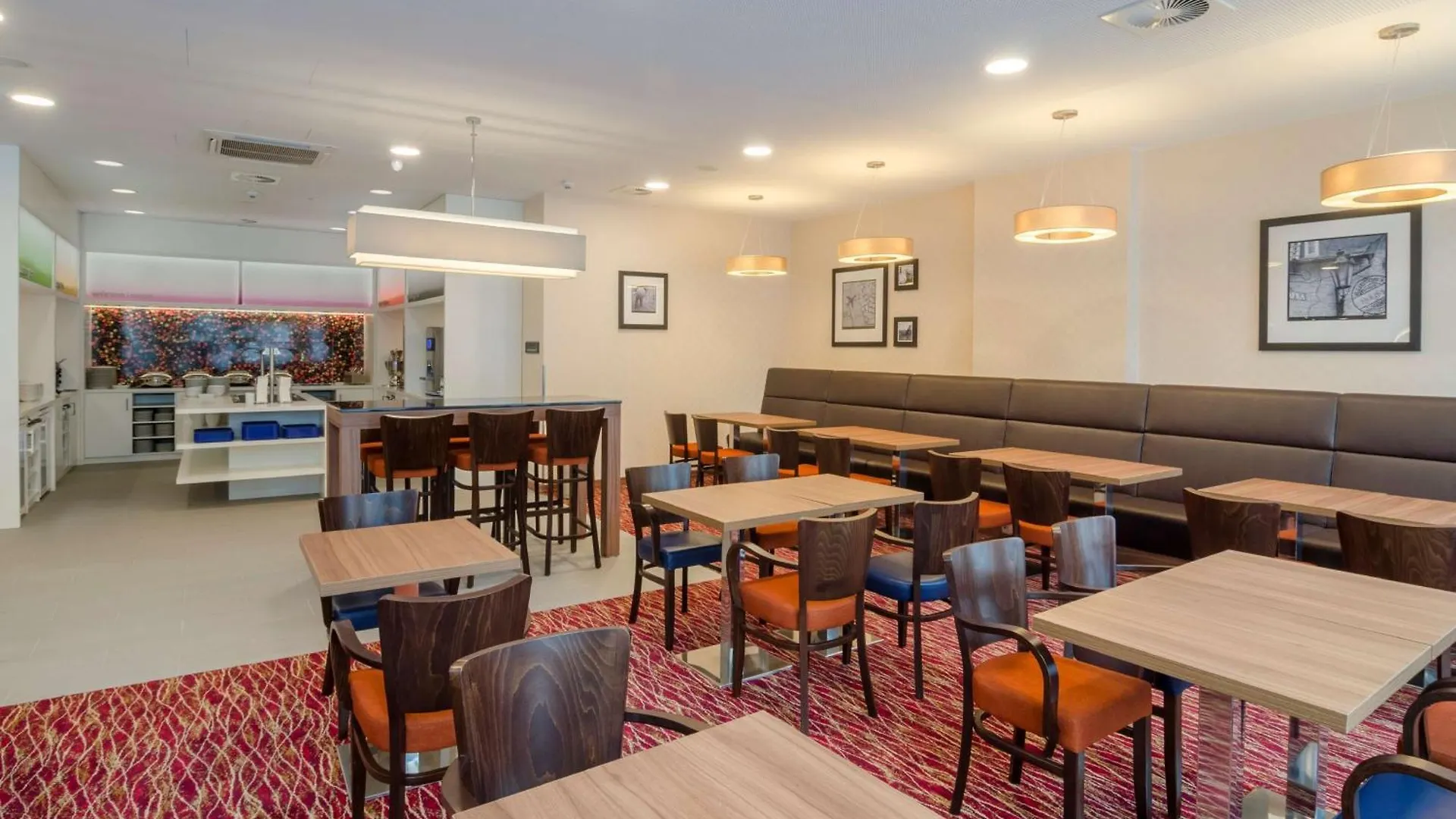 *** Hotel Hampton By Hilton Frankfurt City Centre Frankfurt am Main Germany